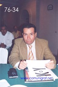 Foto 76-34 - Humberto Mata Sánchez de Impresos Grafos de León, Gto. en el Encuentro Nacional de Negocios Gráficos (Pymes) realizado del 22 al 24 de Septiembre 2005 en el Hotel La Nueva Estancia de la ciudad de León, Gto. México.