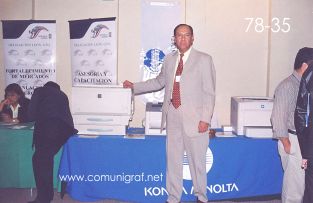 Foto 78-35 - Don Carlos Islas Mezta de Konica Minolta en el Encuentro Nacional de Negocios Gráficos (Pymes) realizado del 22 al 24 de Septiembre 2005 en el Hotel La Nueva Estancia de la ciudad de León, Gto. México