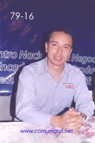 Foto 79-16 - Representante de Banorte en el Encuentro Nacional de Negocios Gráficos (Pymes) realizado del 22 al 24 de Septiembre 2005 en el Hotel La Nueva Estancia de la ciudad de León, Gto. México.