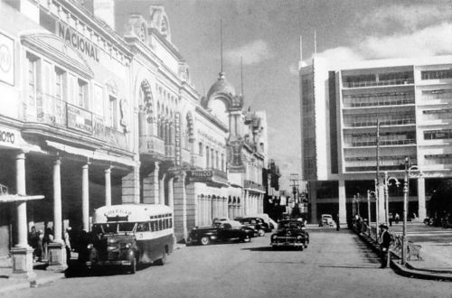 Fotografía del centro de la ciudad de León, Gto.