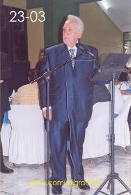 Foto 23-03 - Don Jaime Novoa Aranda de Coloristas y Asociados en sus 65 años en las Artes Gráficas en el festejo del día del impresor 2003 de Canagraf Guanajuato realizado el 27 Septiembre 2003 en el Salón La Quinta Maravilla de la ciudad de León, Gto. México.