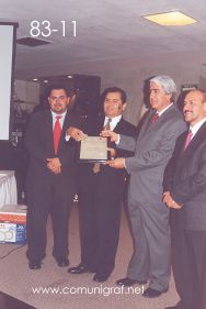 Foto 83-11 - Juan Elías Cordero Durán, Jorge del Muro Hernández, Lic. Gerardo de Jesús Hinojosa y el Ing. Alfredo Virgen Vallado en la tradicional Comida Baile del día del Impresor de Canagraf Guanajuato, realizada el 24 de Septiembre 2005 en el Hotel La Nueva Estancia de la Ciudad de León, Guanajuato México.