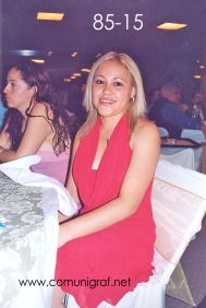 Foto 85-15 - Otra toma de Brenda León Acosta en la tradicional Comida Baile del día del Impresor de Canagraf Guanajuato, realizada el 24 de Septiembre 2005 en el Hotel La Nueva Estancia de la Ciudad de León, Guanajuato México.