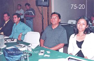 Foto 75-20 - Parte de los asistentes en el Encuentro Nacional de Negocios Gráficos (Pymes) realizado del 22 al 24 de Septiembre 2005 en el Hotel La Nueva Estancia de la ciudad de León, Gto. México