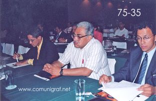 Foto 75-35 - Vista parcial de los asistentes al Encuentro Nacional de Negocios Gráficos (Pymes) realizado del 22 al 24 de Septiembre 2005 en el Hotel La Nueva Estancia de la ciudad de León, Gto. México