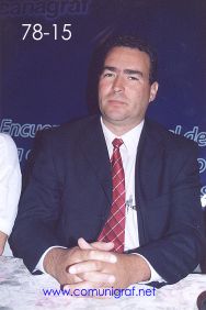 Foto 78-15 - Héctor Peña de Heidelberg en el Encuentro Nacional de Negocios Gráficos (Pymes) realizado del 22 al 24 de Septiembre 2005 en el Hotel La Nueva Estancia de la ciudad de León, Gto. México.