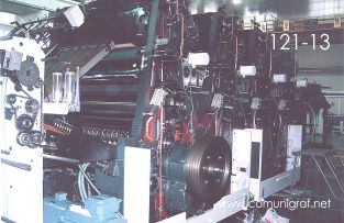 Foto 121-13 - Máquina de impresión offset en proceso de armado en la planta de Guanghua Printing Machinery Shanghai, China - 12-Junio-2006