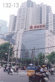 Foto 132-13 - Una de las zonas urbanas de Shanghai China - 14-Junio-2006