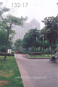 Foto 132-17 - Otra toma más del parque Xujiahui (xujiahui park) de Shanghai China - 14-Junio-2006