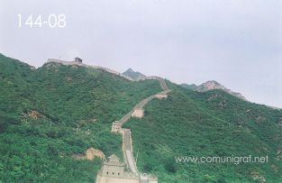 Foto 144-08 - Otra toma de uno de los tramos de la antigua Muralla China en la zona de Badaling a 80 km. aprox de Beijing (Pekín), China- 18-Junio-2006