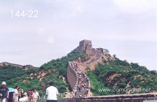 Foto 144-22 - La Gran Muralla China en la zona de Badaling a 80 km. aprox de Beijing (Pekín), China - 18-Junio-2006