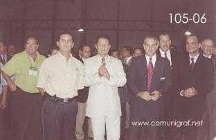 Foto 105-06 - Representantes de Instituciones Gráficas y del Gobierno de Nuevo León en la recién inaugurada Expo Mexigrafika 2006 realizada del 25 al 27 de Mayo 2006 en el Centro de Exposiciones Cintermex de la ciudad de Monterrey, N.L. México.