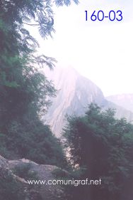 Foto 160-03 - Montaña en la zona de las Grutas de García, N.L. México.